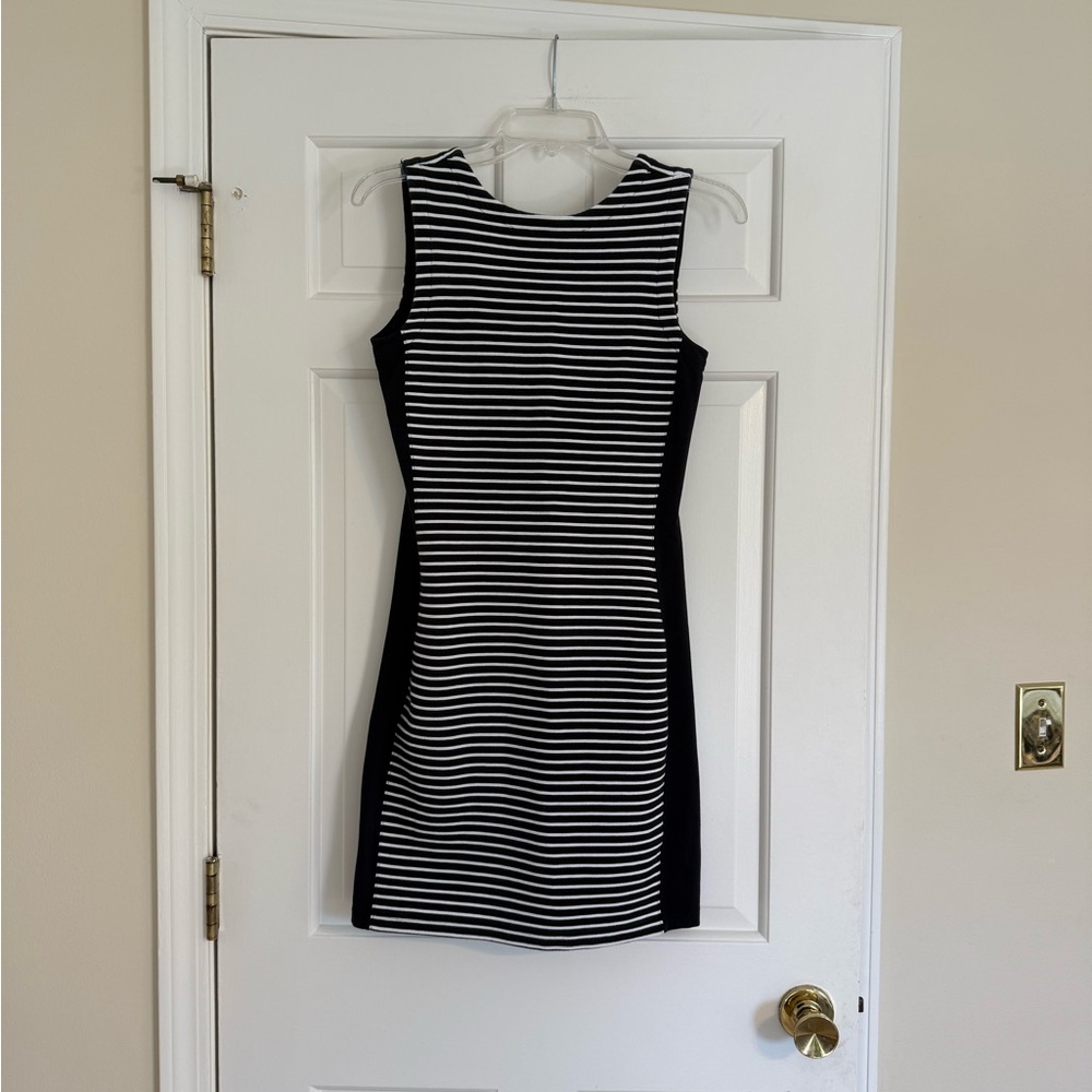 Athleta Black and White Sheath Mini Dress